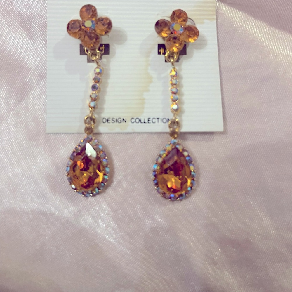 Amber dangling rhinestone clip on earrings